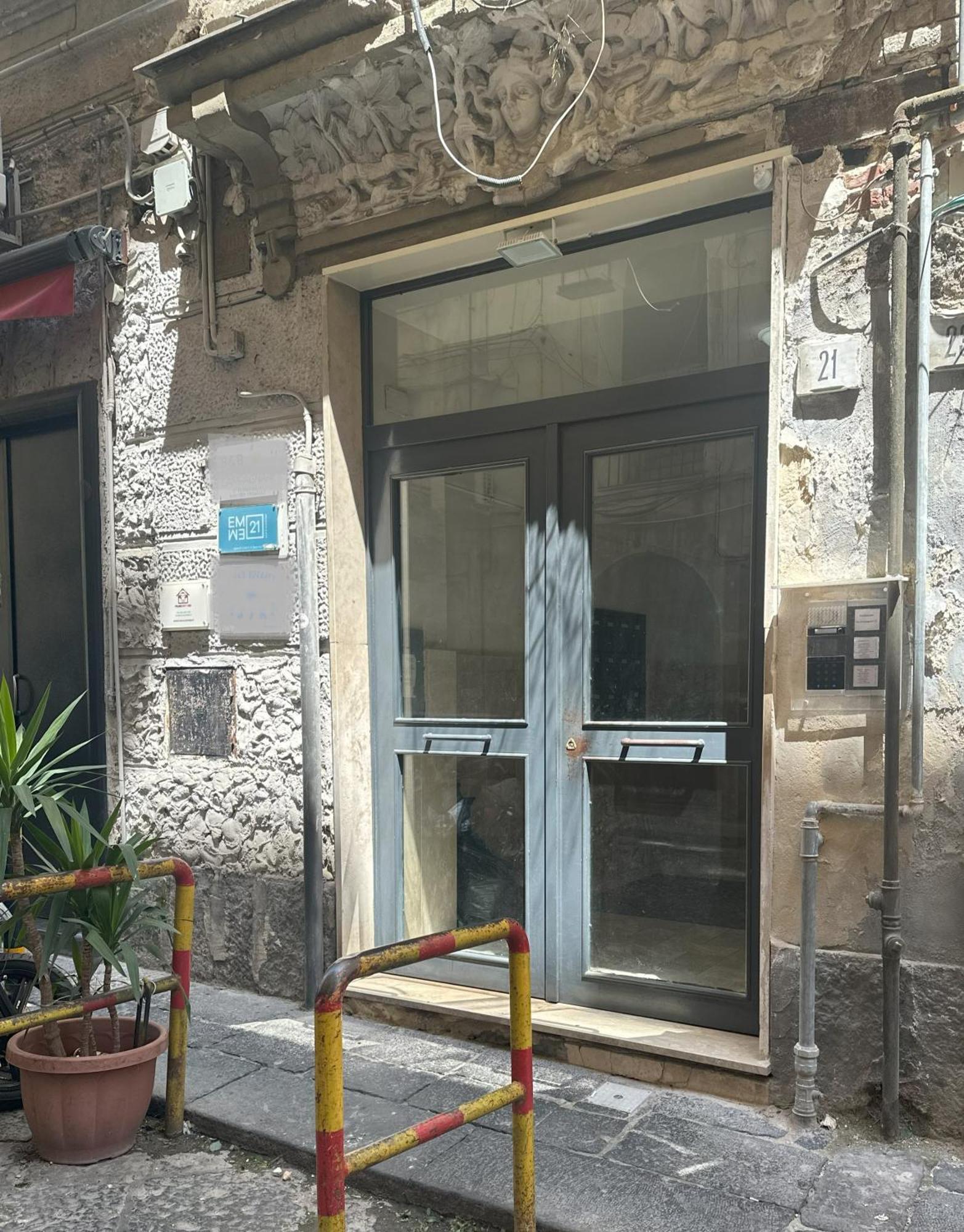 B&B Emme21 Νάπολη Εξωτερικό φωτογραφία