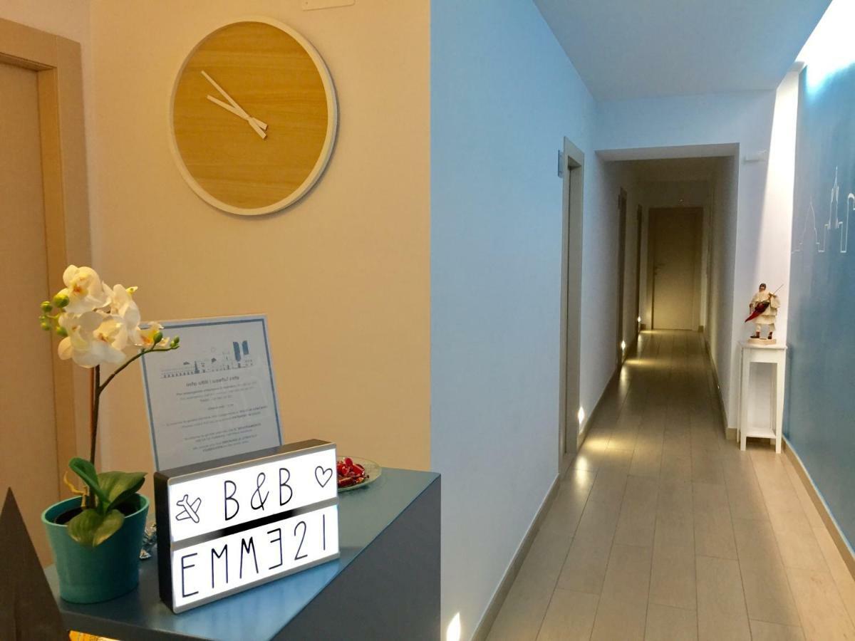 B&B Emme21 Νάπολη Εξωτερικό φωτογραφία